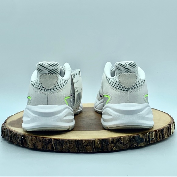 ADIDAS Women’s 90s Valasion Various Sizes - Picture 7 of 7